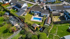 Photo 16- click for photo gallery